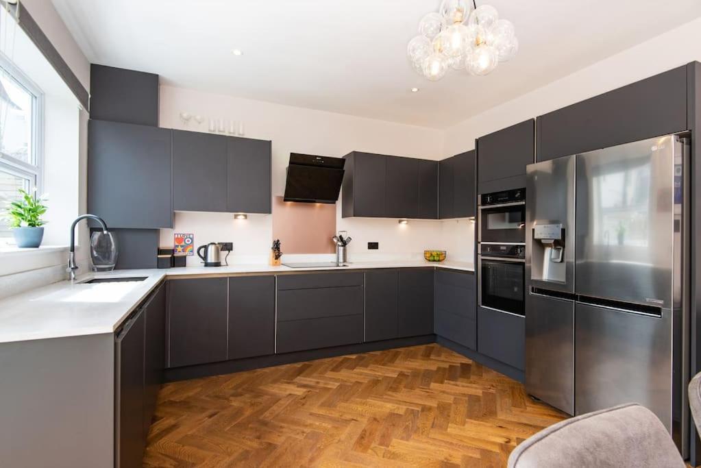 Newly Renovated Victorian House With Free Parking Villa Brighton Exterior photo